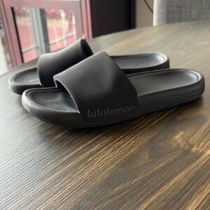 lululemon athletica Classic Black Slide Sandals